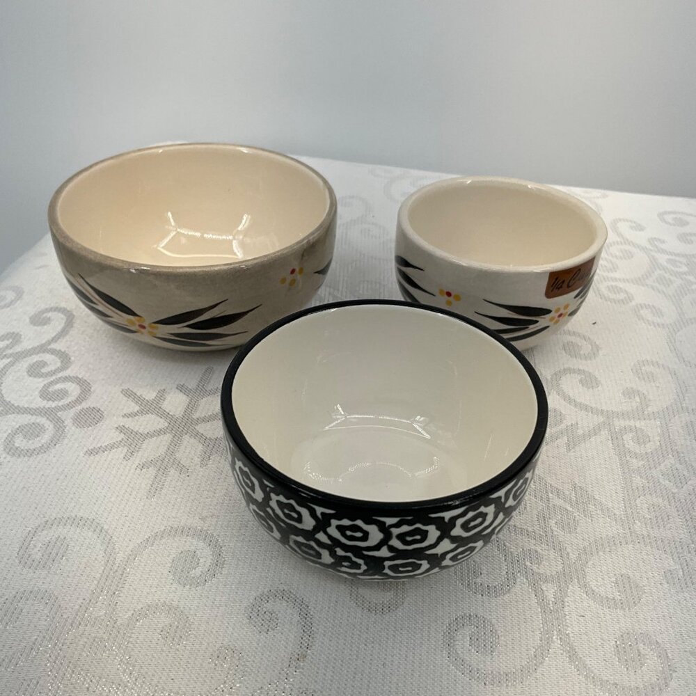 Temptations Ceramic Measuring Cups Set/3 1/4 cup,1/3 Cup & 1/2‎ Cup